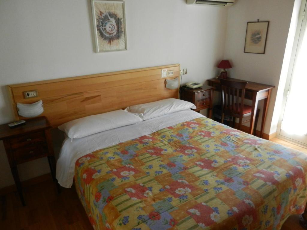 Hotel Paradiso Monteluco Oda fotoğraf